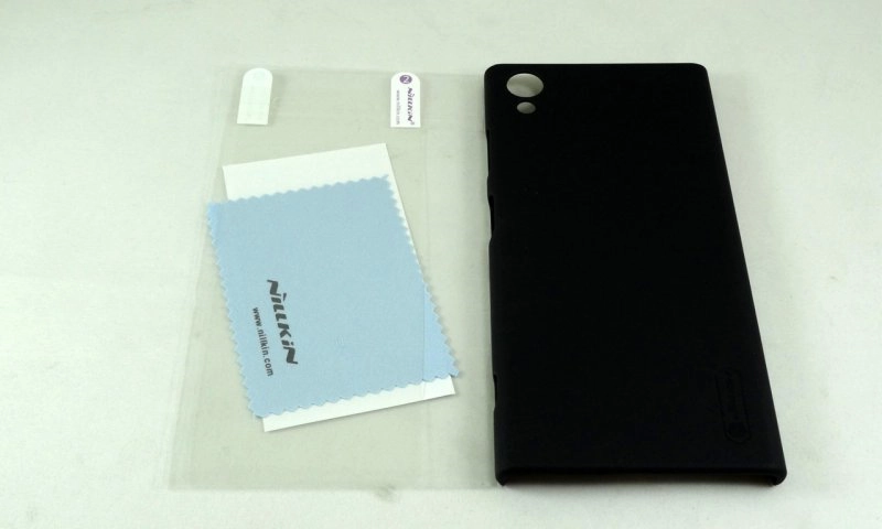 قاب پلی کربنات Nillkin به همراه برچسب محافظ صفحه مناسب برای گوشی سونی Xperia XA1 Plus قاب پلی کربنات Nillkin به همراه برچسب محافظ صفحه مناسب برای گوشی سونی Xperia XA1 Plus